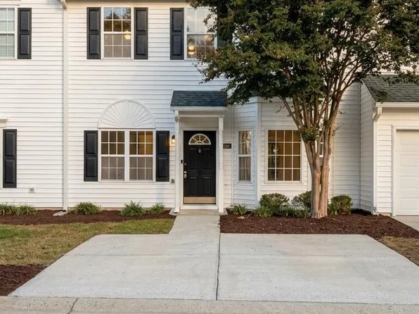 510 Misty Groves Cir, Morrisville, NC 27560