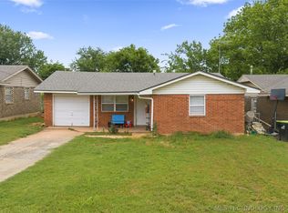 724 N Canadian Ave, Purcell, OK 73080