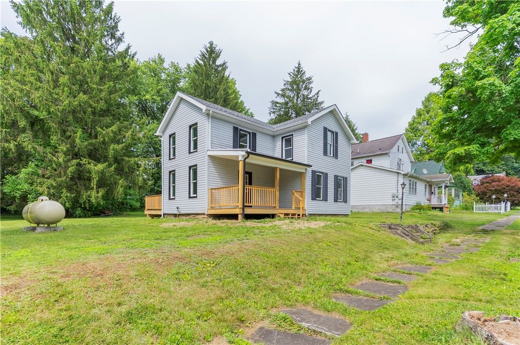 410 Washington St, Jamestown, PA - View 3
