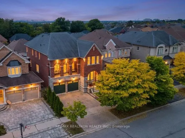 66 Bush Ridges Ave, Richmond Hill, ON L4E 0P1
