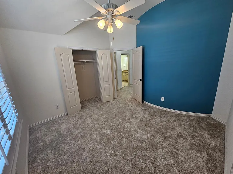 12340 Payne St — Photo 43