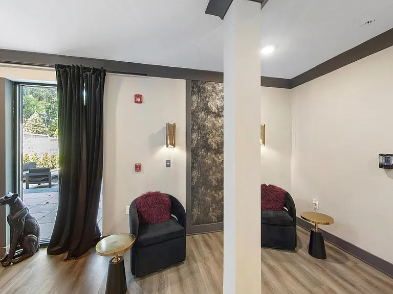 135 Christopher Columbus Dr #5-01 — Photo 11