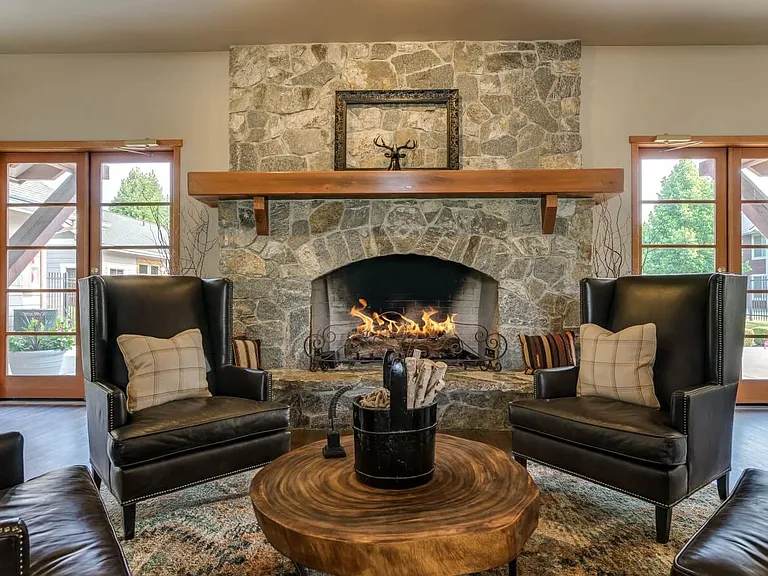 Rockwood Lodge — Photo 4