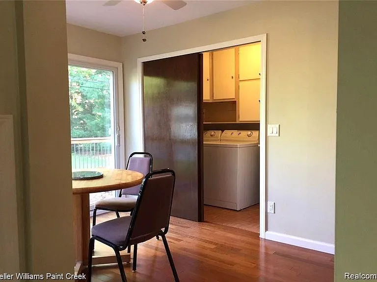 1886 Ruby Ave — Photo 7