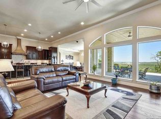 8 Braeburn Ct, Bulverde, TX 78163