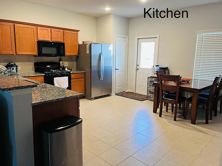 209 Crystal Brook Dr — Photo 5