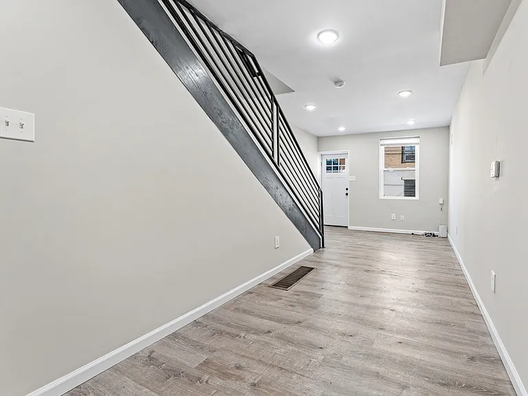 2356 N 4th St — Photo 11