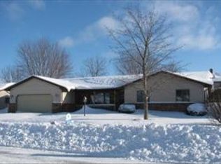 616 Oak Ave N, Onalaska, WI 54650