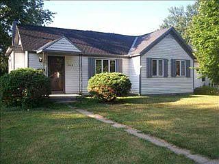 2nd image of 2129 Park St