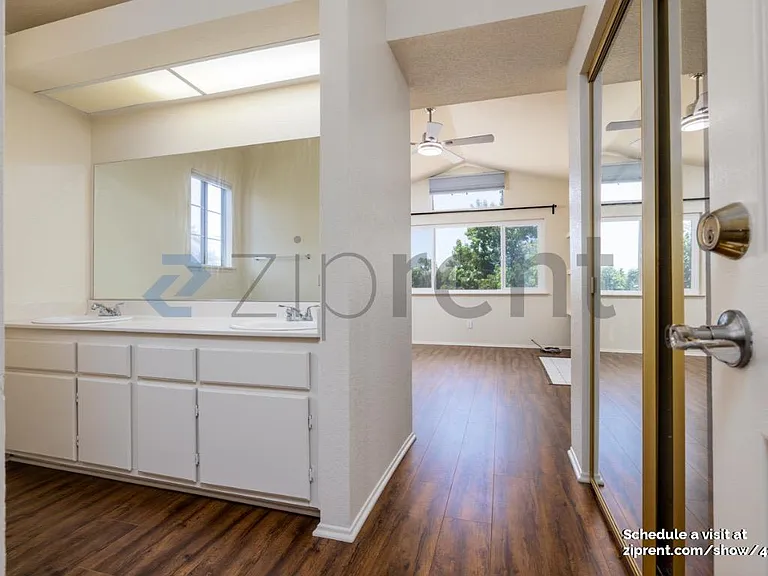 11358 Havstad Dr — Photo 22