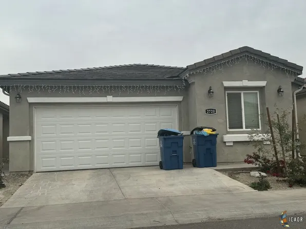 2720 Meadowbrook Dr, Imperial, CA 92251