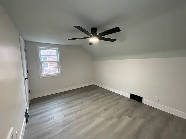 20210 Gladstone Rd — Photo 28