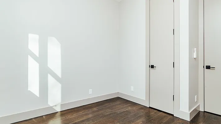 Rented by Nooklyn NYC LLC | media 7