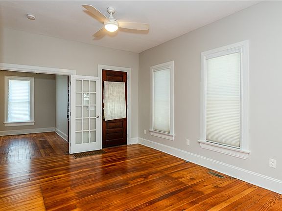 4th image of 666 Oak St