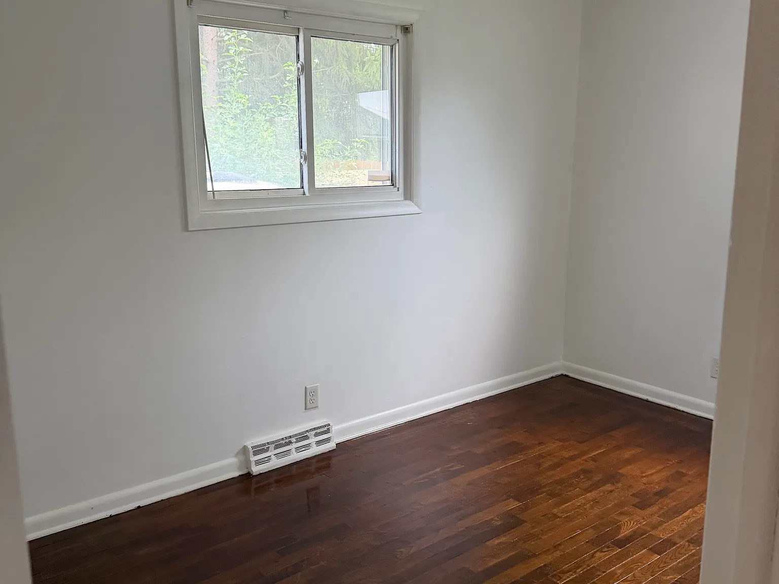 5258 Dixie Hwy — Photo 3