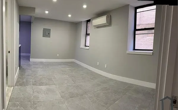 2781 Claflin Ave #1D — Photo 7