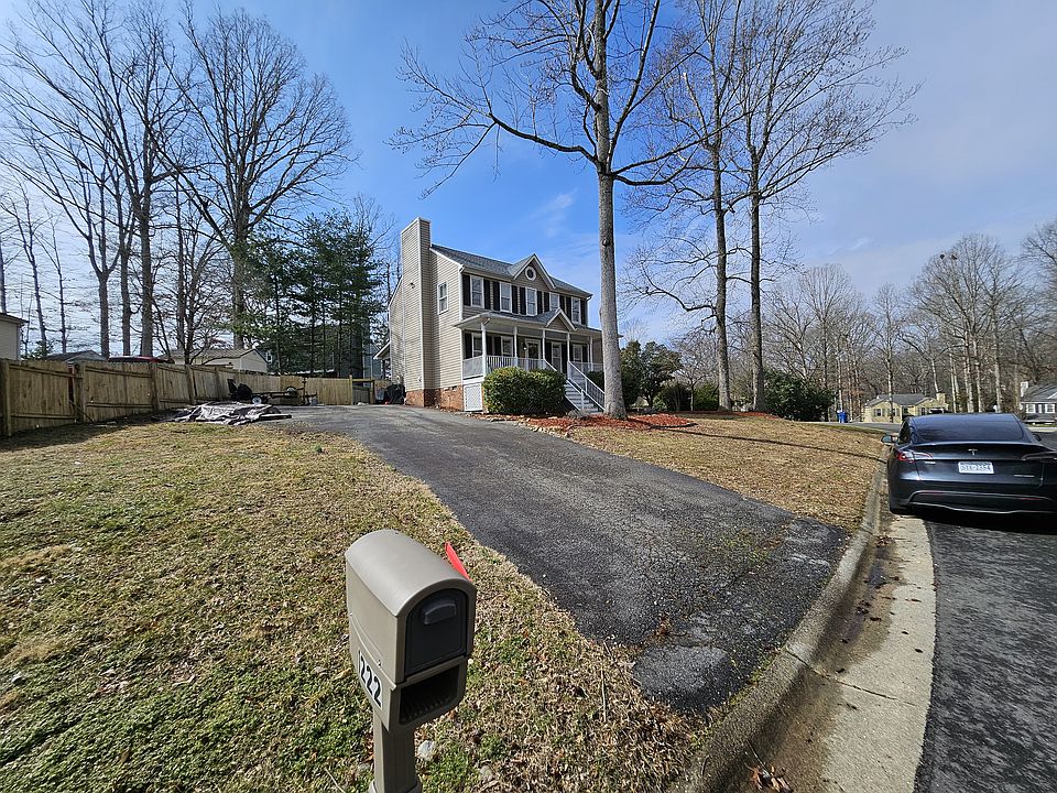 1st image of 1222 Gladstone Glen Pl