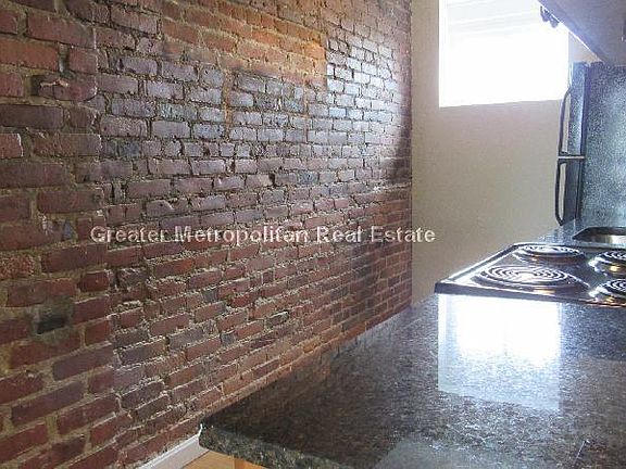 4th image of 4 Michelangelo St APT 3
