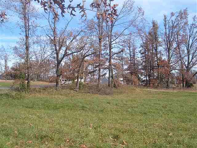 1st image of 110 Woodland Dr