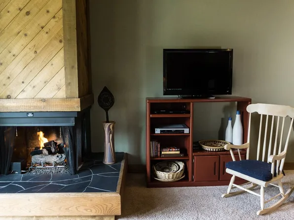 (undisclosed Address), Truckee, CA 96161