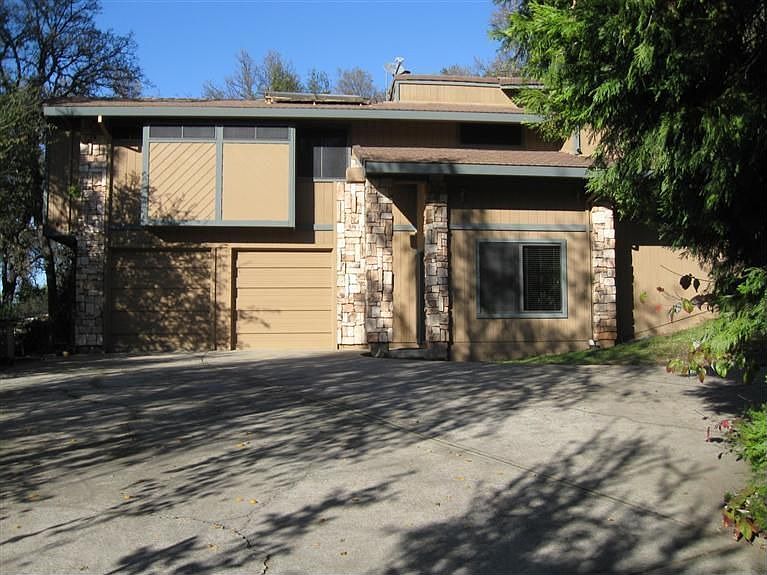 1st image of 2431 Oakvale Dr