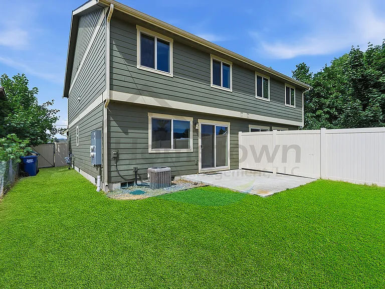 1622 E 3rd Ave #1 — Photo 12