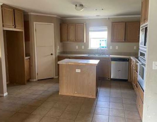 3rd image of 8903 Two Sons Rd