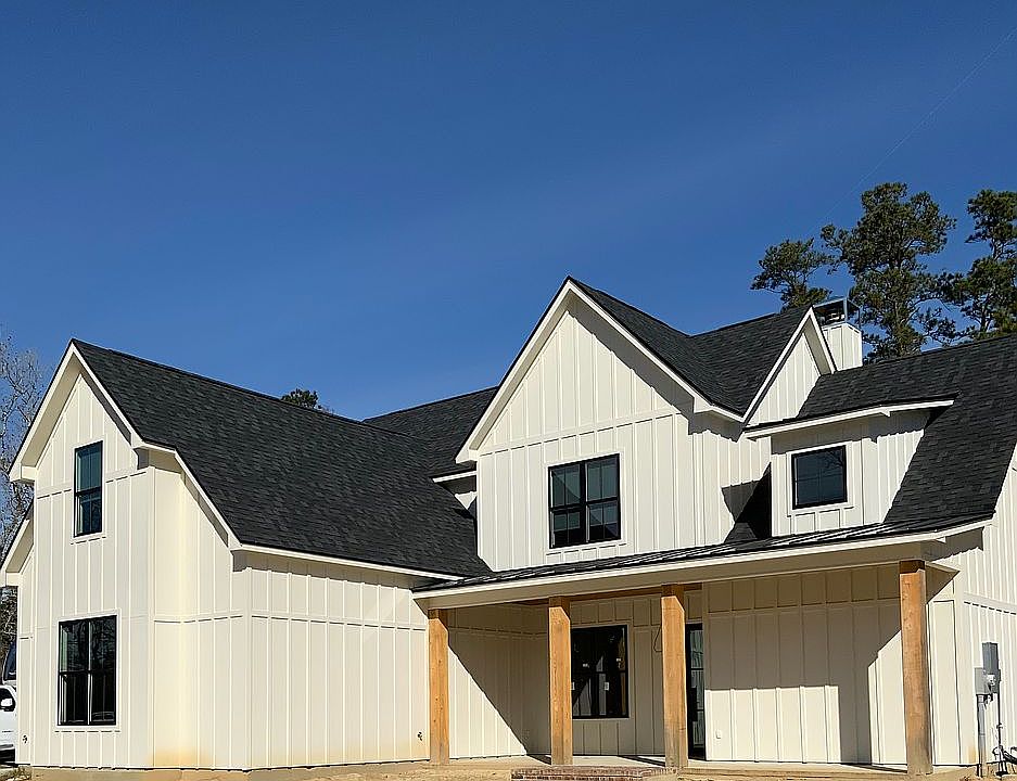 1st image of 675 Maplewood Dr