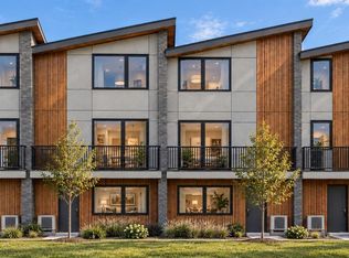 2840 Knotty Pine Rd #112, Langford, BC V9B 3Z4