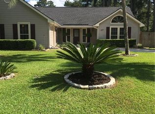 17 Green Iris Ct, Savannah, GA 31419