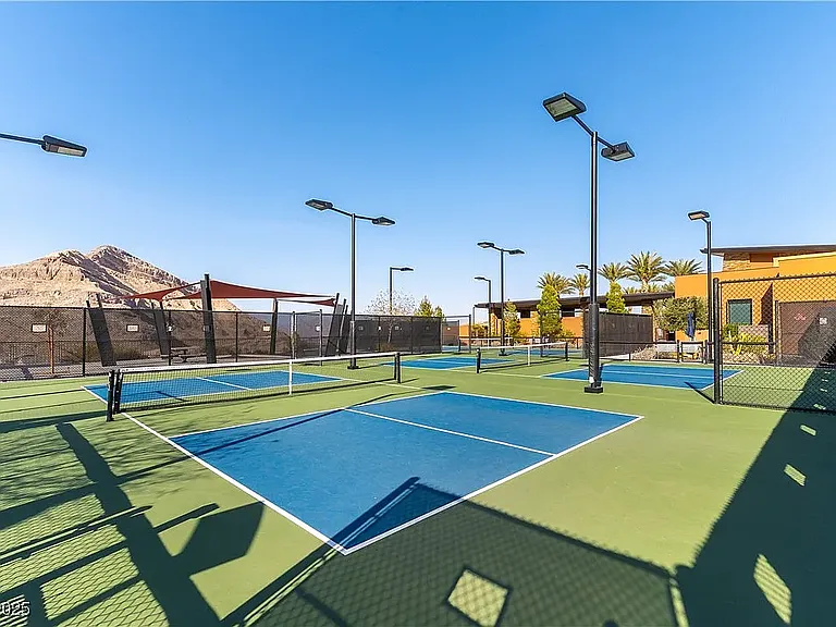 Pickle Ball Courts = FUN!