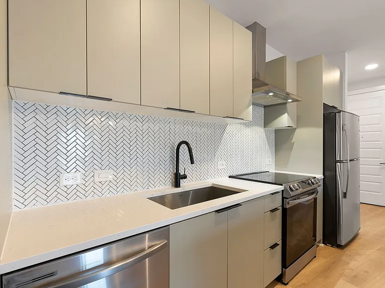2500 Longview St #511 — Photo 3