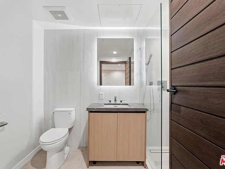 1006 Hancock Ave #C — Photo 13