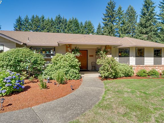 3rd image of 10508 NE 157th Ave