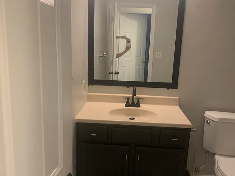 447 Palace Ave — Photo 8