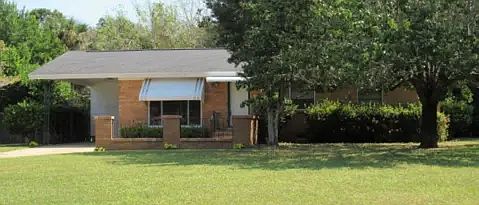 1st image of 3600 Forest Glen Dr