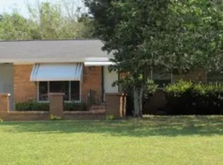 3600 Forest Glen Dr, Pensacola, FL 32504