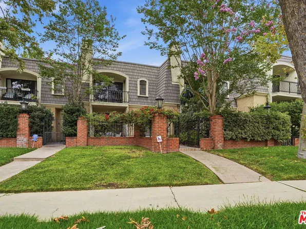 5889 Clinton St, Los Angeles, CA 90004