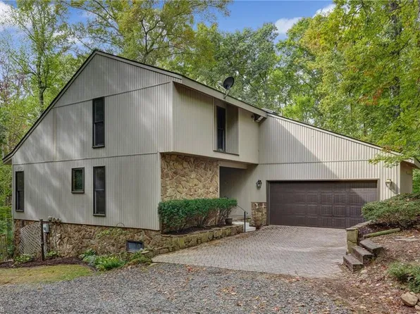 562 Bethlehem Church Rd, Eden, NC 27288