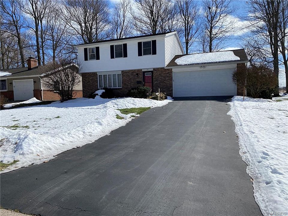1st image of 24 Crescent Dr