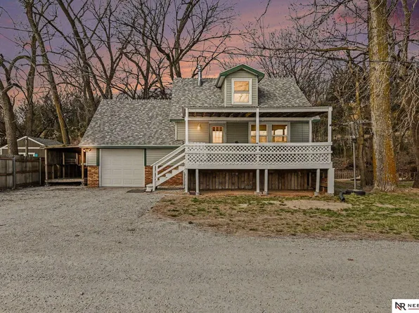 2896 Plattevale Dr, Ashland, NE 68003