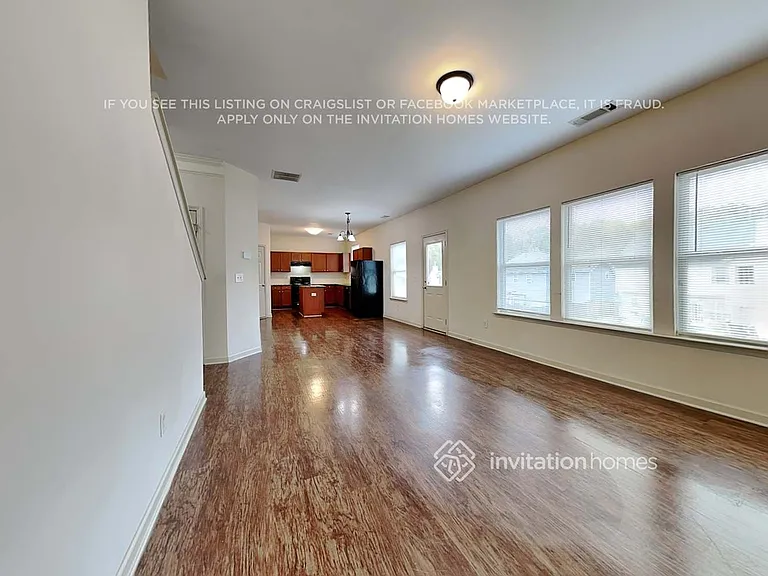 4320 Henry Ridge Ct — Photo 7