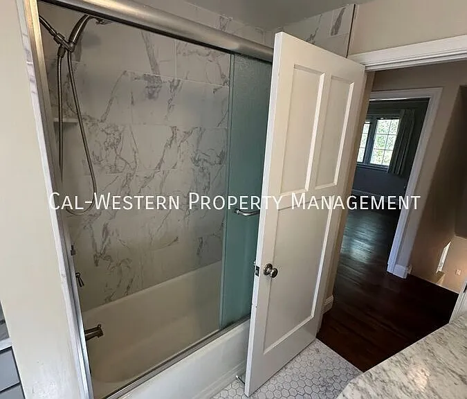 1385 Newport Ave — Photo 42