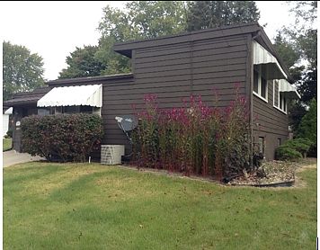 3rd image of 2827 Fir Ln