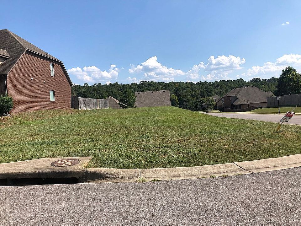 2nd image of 235 Glen Cross Dr