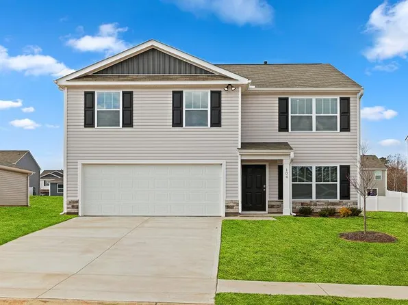 137 Cades Cove Dr, Greenwood, SC 29646