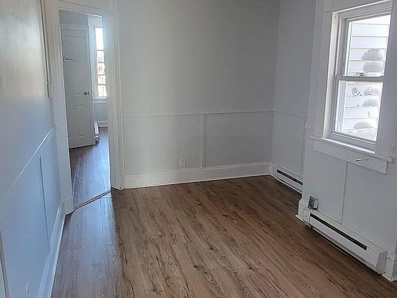 3rd image of 146 71st St APT 4
