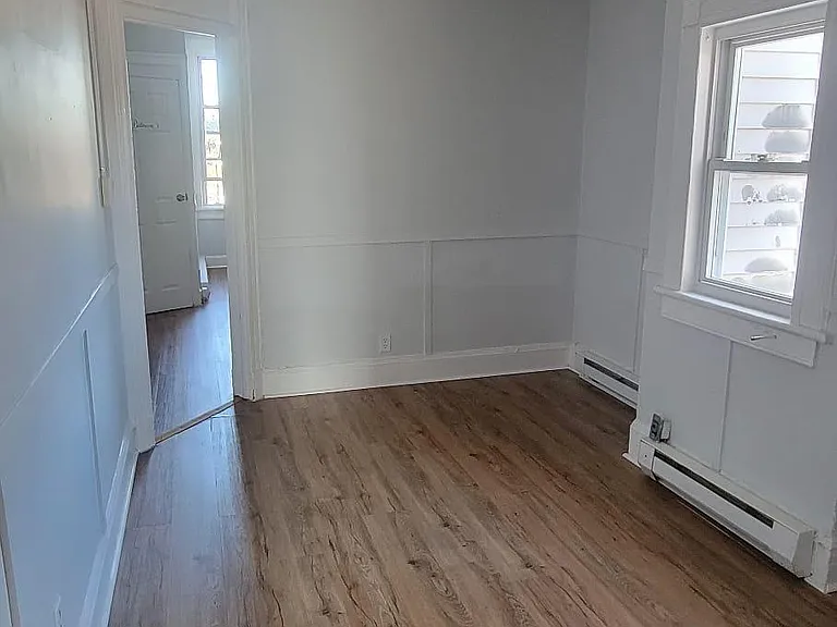 146 71st St #4 — Photo 3