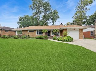 330 Cornell Ave, Des Plaines, IL 60016
