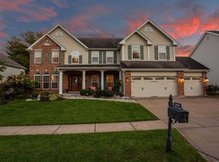 208 Bluff View Cir, Saint Louis, MO 63129